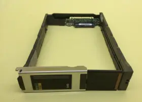 005052089 Emc Lot Of 8 Caddy Tray 3.5ftft Sas For 4tb Hdd