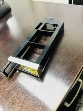 100-563-610 Emc 040-002-478 Blank Filler Module