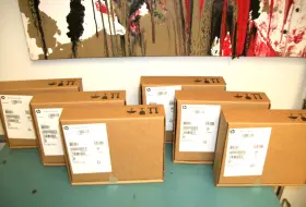 G1k23aa Hewlett Packard Hp Lot Of 6 - Dm Chassis Tower Stands P/n New G1k23aa Hewlett Packard Hp Lot Of 6 - Dm Chassis Tower Stands P/n New