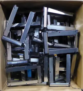 651314-001b Hp Lot Of 65 Genuine 3.5 Inch Lff Hard Drive Caddy 651314-001b Hp Lot Of 65 Genuine 3.5 Inch Lff Hard Drive Caddy