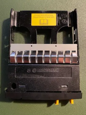 0975662-06 Hp 729689-001/0975662-06 Used-27 Pack-hp 3par Storeserv 2.5 Inch Drive Bay Blank Filler