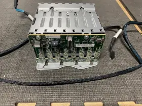 P27194-b21 Hpe Proliant Dl300 Gen10 Plus 2u 8sff X1 Tri-mode 24g U.3 Has Cables